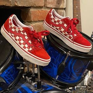 Vans Kids Sz 13  Ward  Sneaker